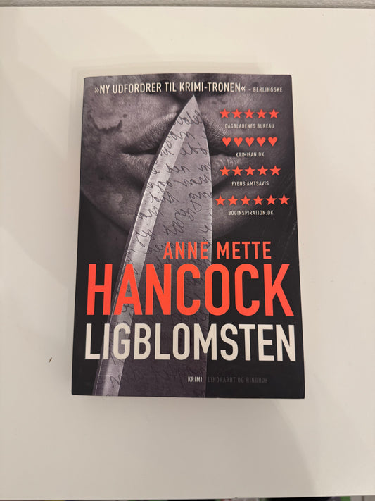 “Ligblomsten” af Anne Mette Hancock softback